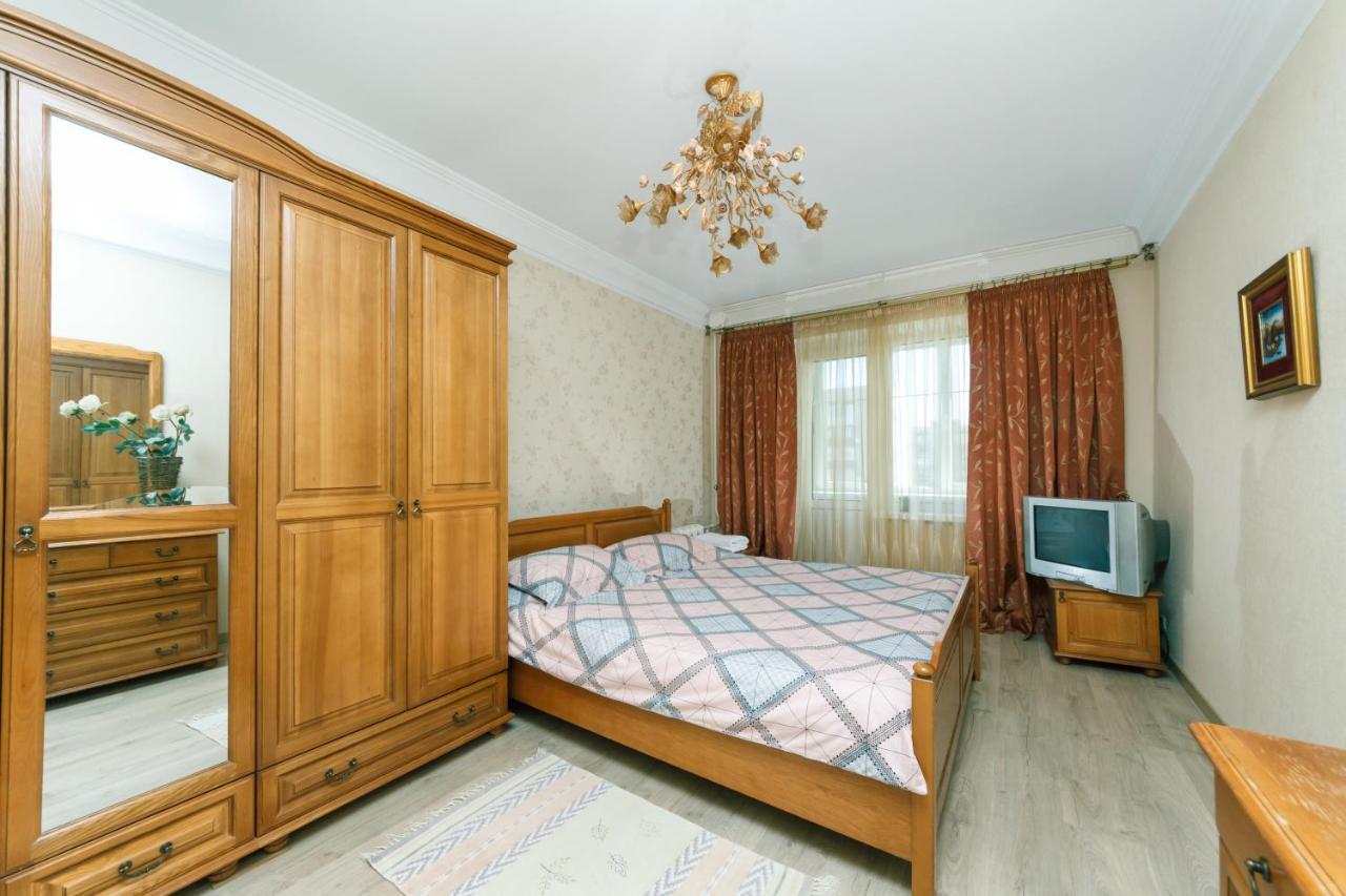 Уютная Квартира На Лукьяновке Kiev Luaran gambar